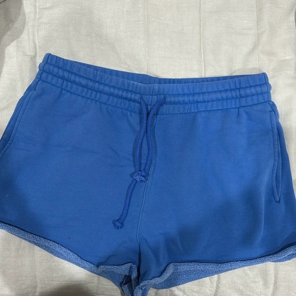 ‘Matching’ lounge set - Picture 2 of 5